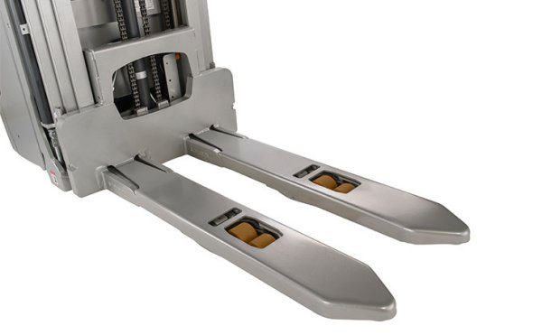 STILL EXV 14 Pedestrian Stacker Forks