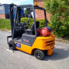 2000kgs Compact Gas Forklift 3
