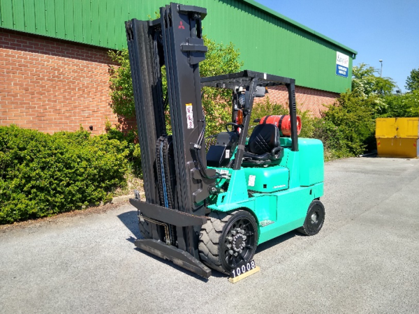 Mitsubishi 7000kgs compact Gas 2