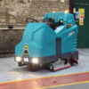 LARGE RIDE-ON BATTERY POWERED SCRUBBER DRIER