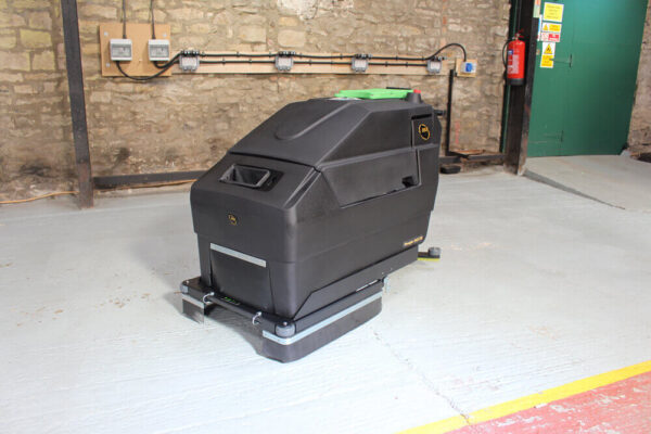 INDUSTRIAL WALK BEHIND SCRUBBER DRIER