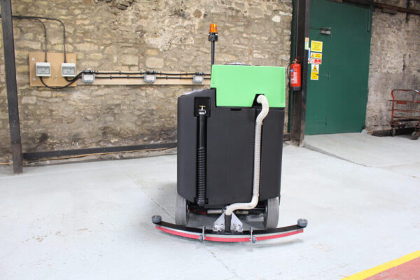 SMALL RIDE ON SCRUBBER DRIER 1