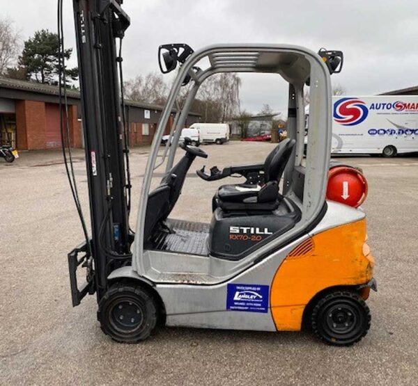 STILL-Compact-Gas-Truck