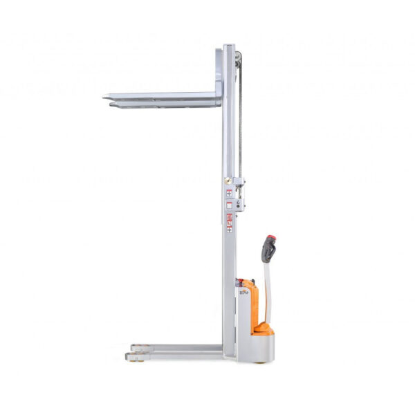 ECV-10-High-Lift-Stackers-2
